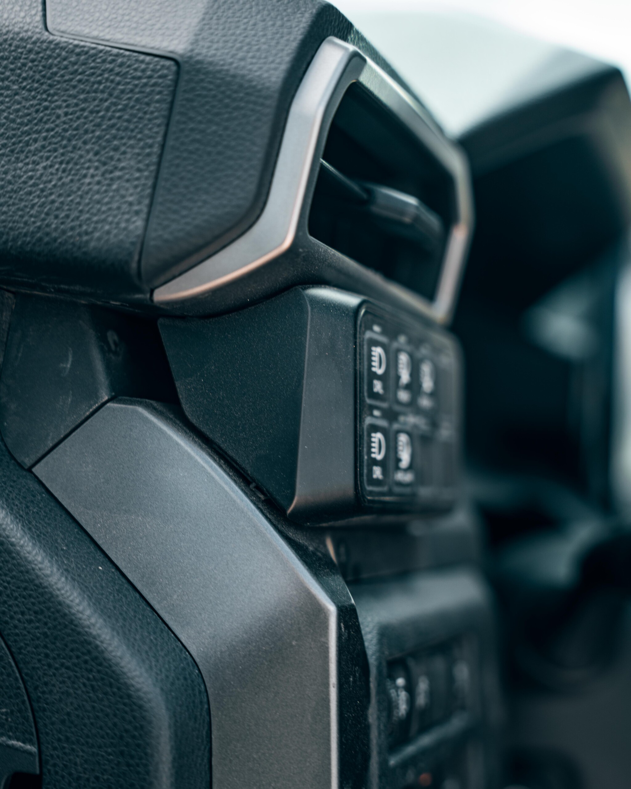 Switch Pros Keypad Bracket - 2025-2026 Toyota 4Runner (6th Gen)