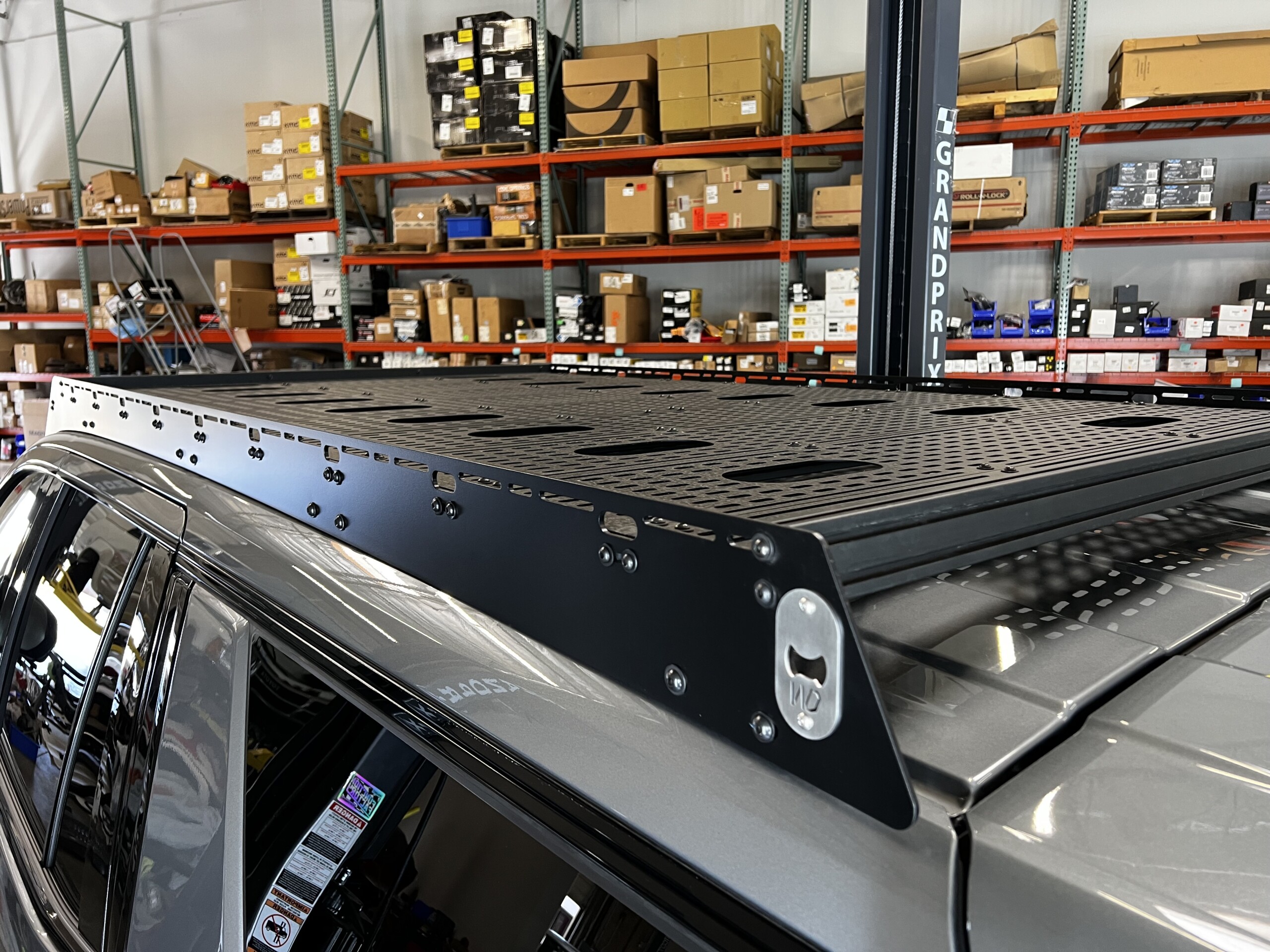 2021-'23 Chevrolet Tahoe & GMC Yukon Modular Roof Rack