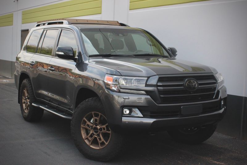 Toyota Land Cruiser 200 Series Rock Sliders