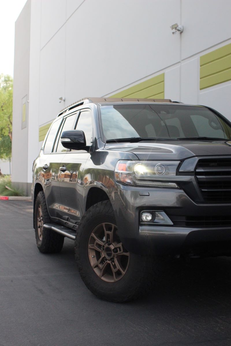 Toyota Land Cruiser 200 Series Rock Sliders